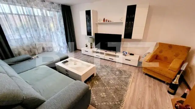 Apartament cu 3 camere, 63 mp, terasa Cetate