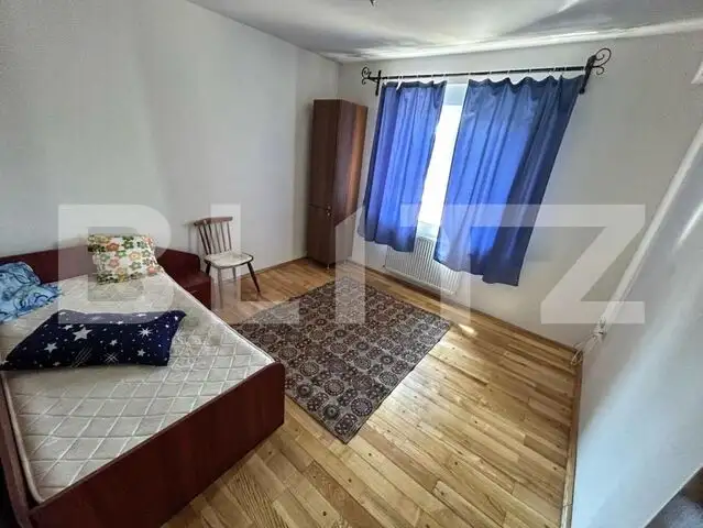 Apartament 3 camere, 65 mp, decomandat, zona Cetate