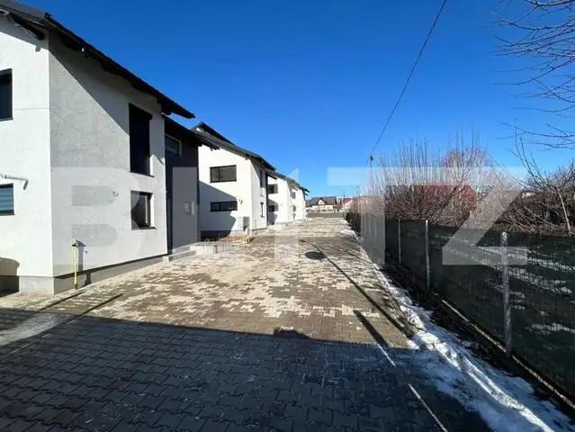 Ansamblu de 4 case moderne ,110 mp utili , zona rezidentiala Scheia 