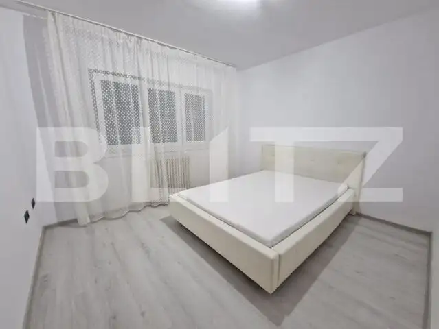 Apartament 2 camere, 52mp utili, decomandat, zona Mercur