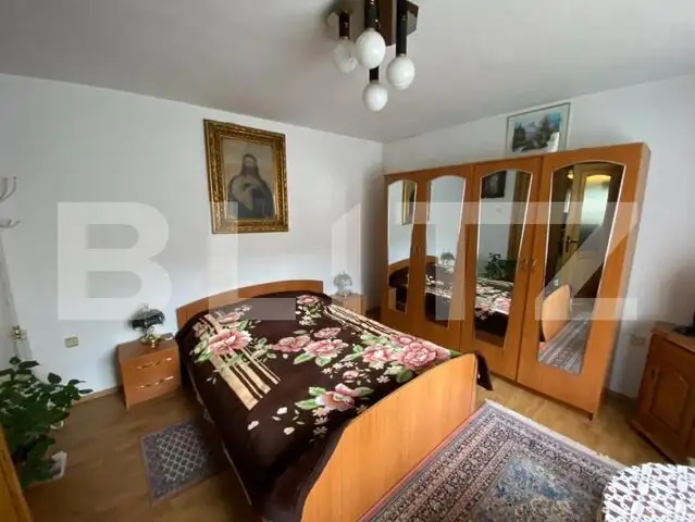 Casa tip duplex, 300 mp utili - zona Cetate