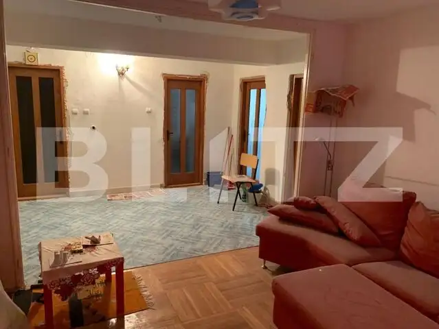 Apartament 4 camere, 91mp, 2 bai, zona Cetate, etaj 1, garaj+boxa