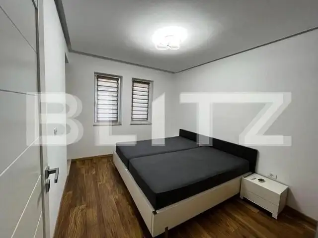 Apartament de 2 dormitoare, decomandat, 89 mp+10 mp balcon, cartier Nufarul