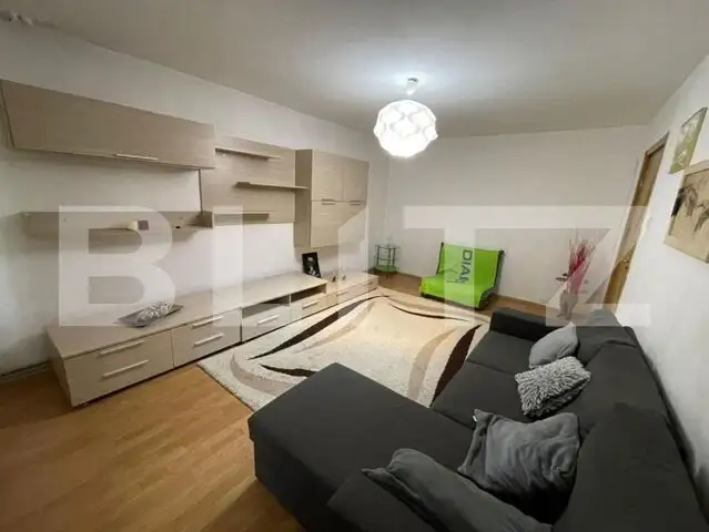 Apartament de 3 camere, 65mp utili, parter, 1 Mai (zona Pelendava)