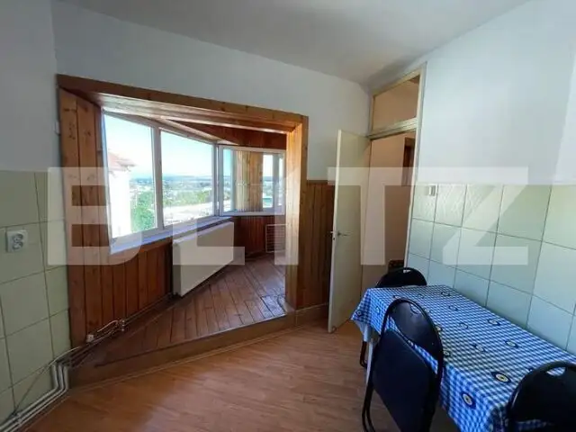 Apartament 2 camere, 54 mp, zona Cugir