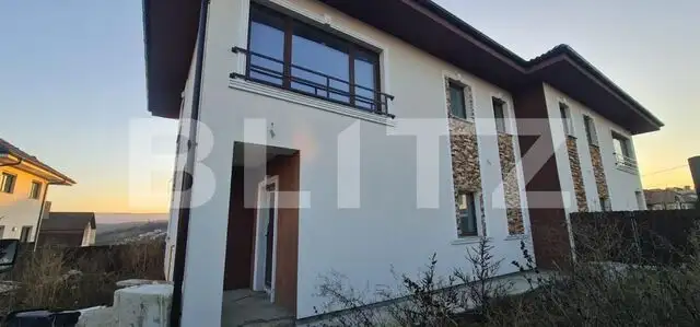 Duplex 110 mp utili, 300 mp teren, orientare sudică, Dezmir