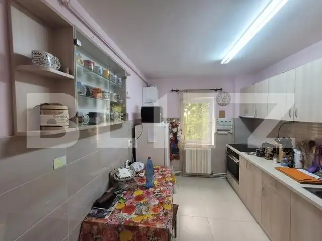 Apartament cu 3 camere deco, 55mp utili, in Manastur, zona Mehedinti