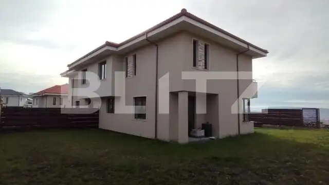 Casa cuplata, 119 mp utili, teren 350 mp, Dezmir, panorama deosebita!