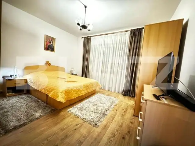 Casa 150 utili, 5 camere, 2 bucătarii, 2 bai, 650mp total, zona Blaj