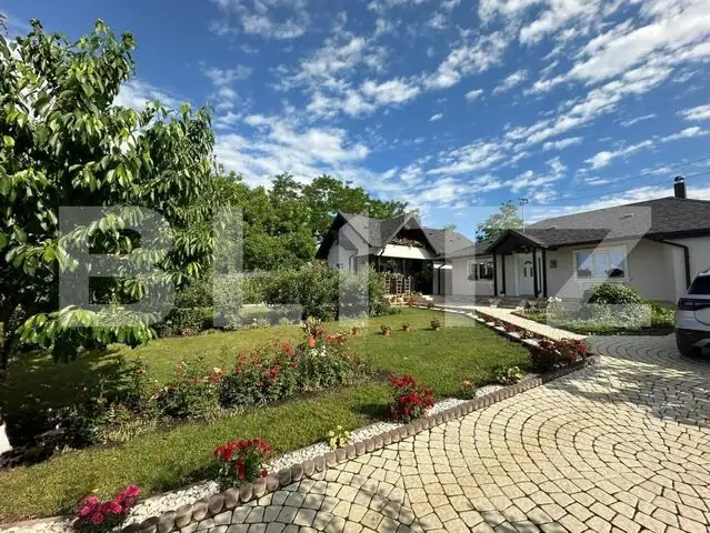 Opurtunitate, casa individuala moderna, teren 2960 mp zona Dorohoi