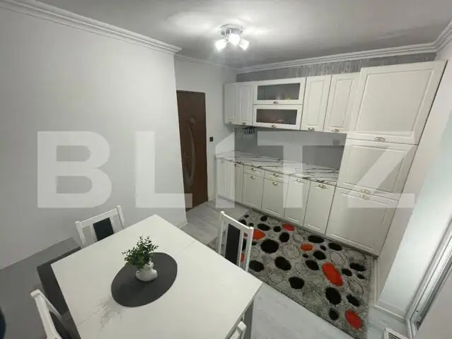 Apartament 3 camere decomandat, Rovine zona Bacriz