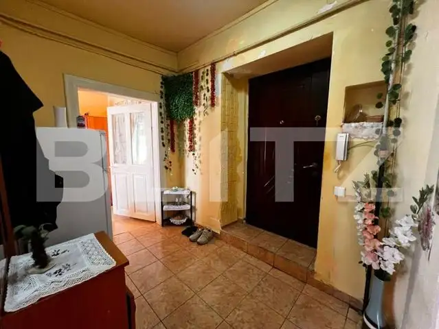 Apartament la casa, 2 camere decomandate, 51 mp utili, zona strazii Ploiesti