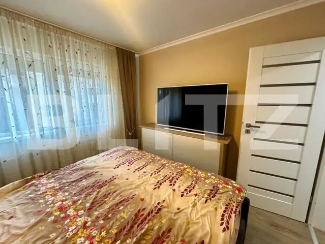 Apartament cu 3 camere lux