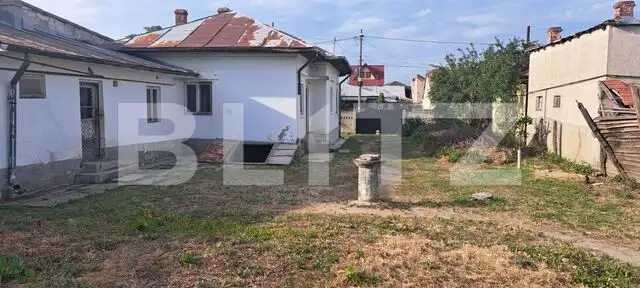 Casa renovabila sau demolabila, teren intravilan 585 mp, zona spitalului nr.1!