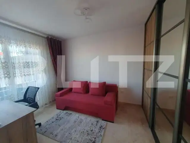 Apartament cu 3 camere, 54 mp, mobilat si utilat de lux, zona Petrom 