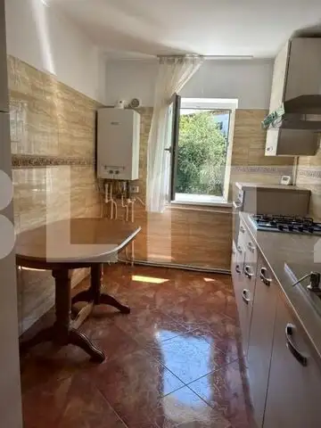 Apartament 4 camere, etaj 1, 2 boxe, cartier Burdujeni