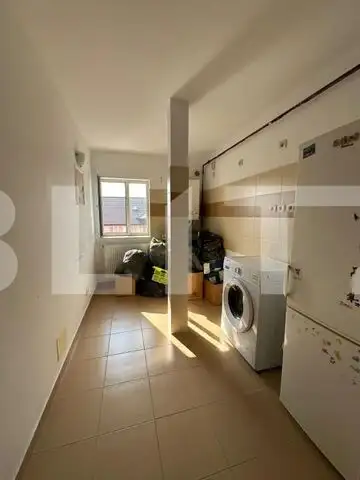 Apartament, 2 camere, decomandat, zona Burdujeni