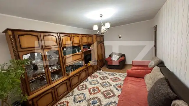 Apartament de 2 camere, decomandat, zona Independenta