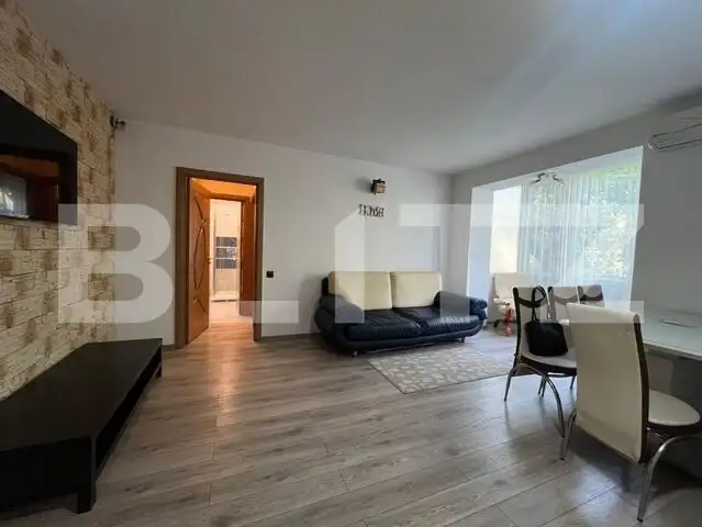 Apartament cu 3 camere, etaj 1, AC, Calea Severinului, zona Billa