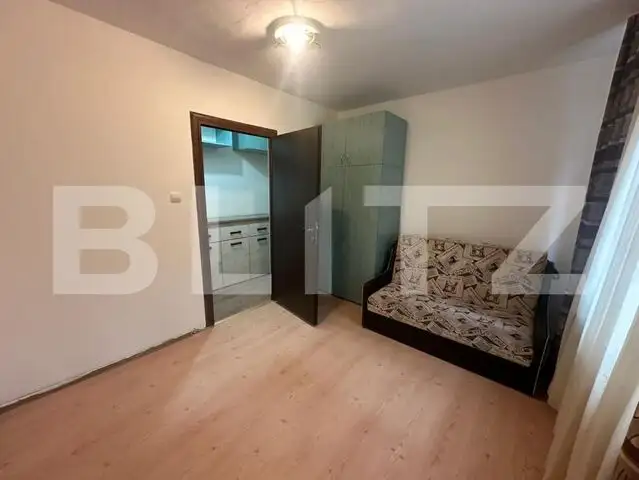 Apartament, 2 camere decomandate, zona Alverna 