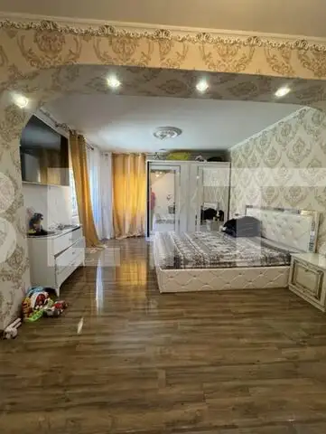 Casa semicentrală renovată, 352 mp teren 