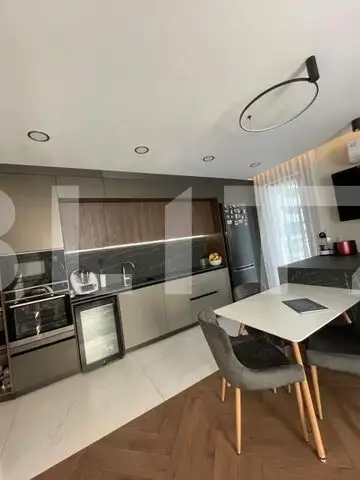 Apartament 3 camere, etaj intermediar, 75mp utili si 15mp de terasa, Zorilor 