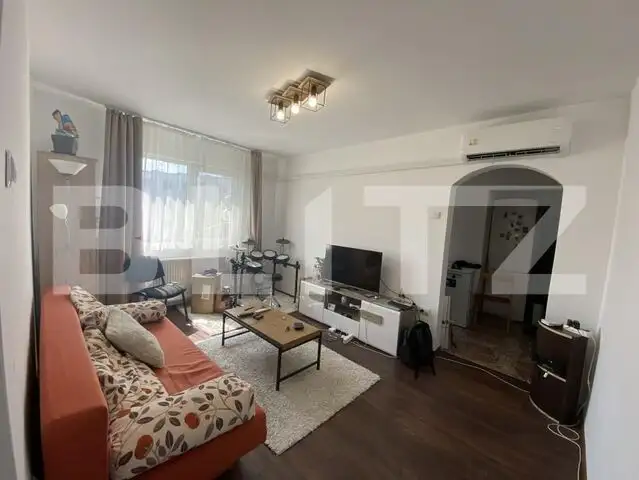 Apartament cu 3 camere, semidecomandat, zona străzii Mehedinți 