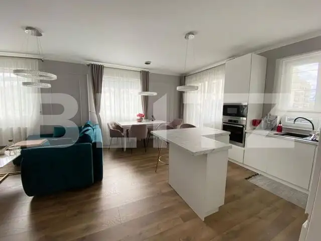 Apartament 2 camere semidecomandat, etaj intermediar, Zona Vivo!