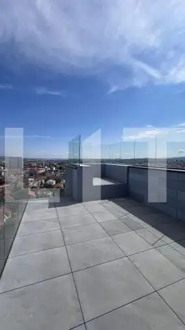 Office cu panorama pentru un birou de lux 