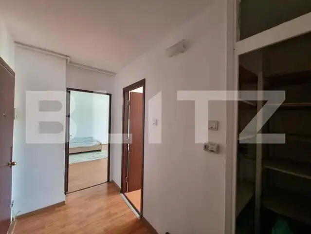 Apartament 3 camere decomandate, 72mp, zona The Office