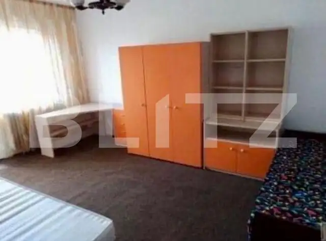 Apartament de 3 camere, 66 mp, etaj intermediar, zona Aurel Vlaicu