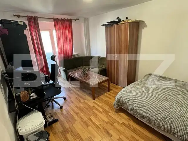 Apartament cu 2 camere, decomandat,parcare , la 2 minute de FSEGA 