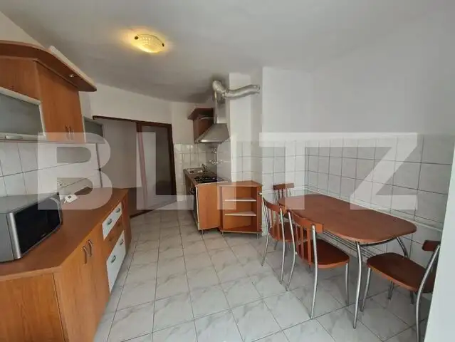 Apartament 4 camere, 88 mp utili, zona Ultracentrala