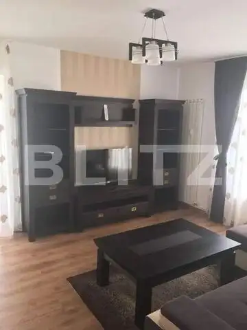 Apartament 3 camere cu parcare privată supravegheată video