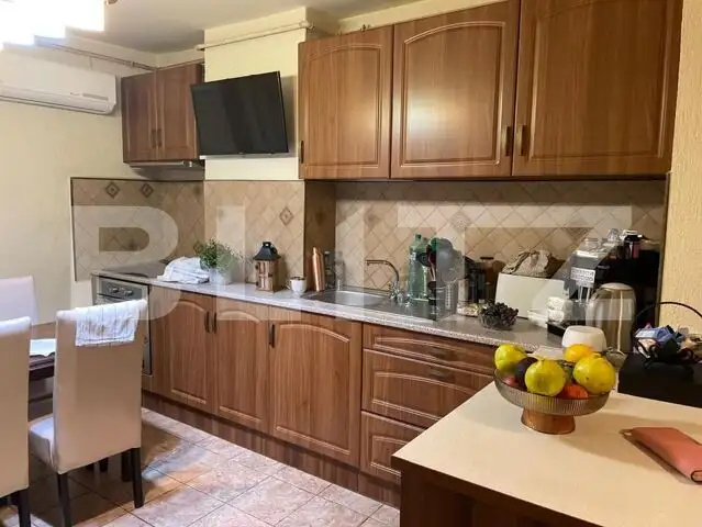 Apartament, 3 camere,68 mp, Micro 17