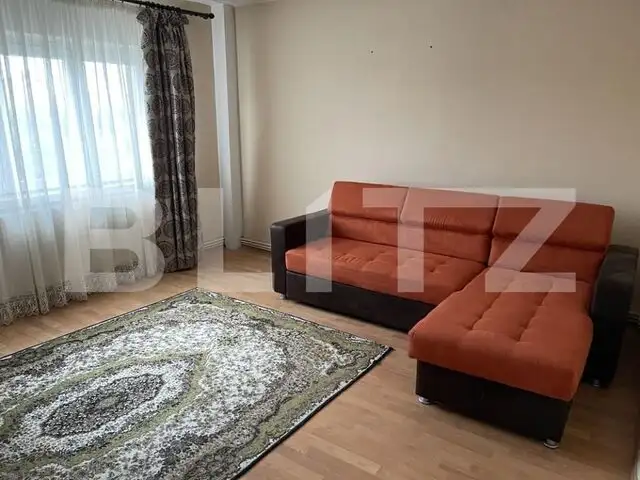 Apartament cu 3 camere, AC, centrală termică, decomandat, 80 mp, Lăpuș