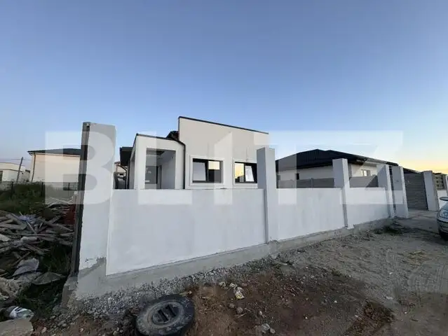 Casa parter Damila ultramodernă la cheie, 3 dormitoare, 300 mp teren