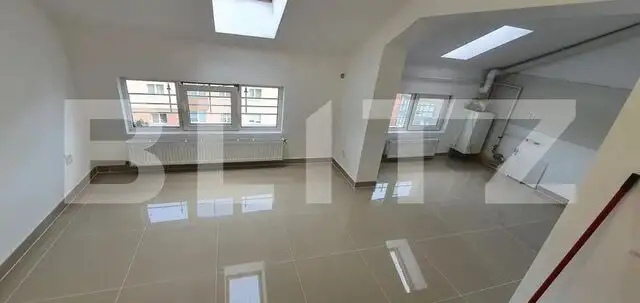 Apartament 1 camera la mansarda. Zona Marasti