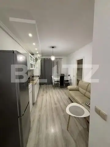 Apartament 3 camere, 60mp, loc de parcare, zona Vivo