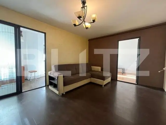 Apartament 3 camere, 2 AC, centrală termică, zona 1 Mai, lângă Spital