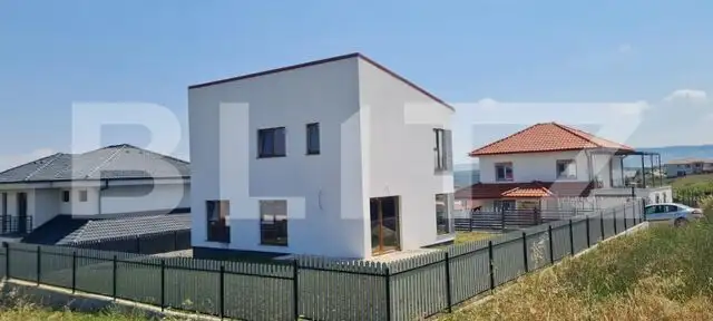 Exclusiv ! Casa individuala 120 mp , teren 464 mp suprafata plana, Dezmir 