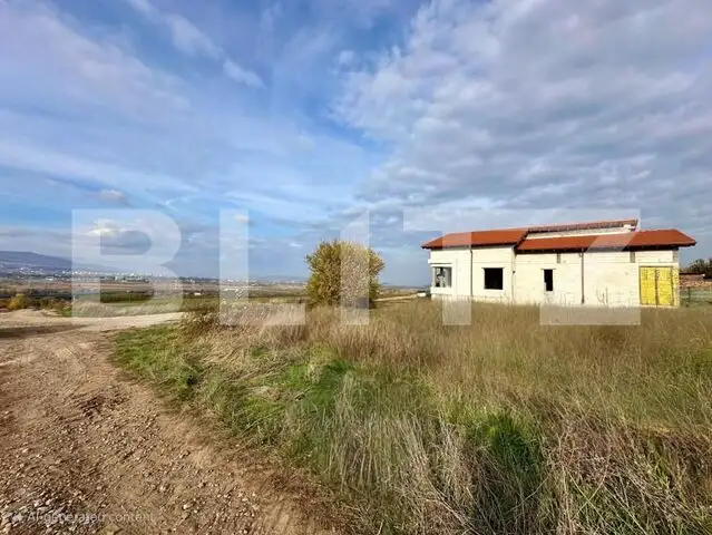 Teren intravilan, 1000 mp, cu utilitati si vedere panoramica, com. Ciugud