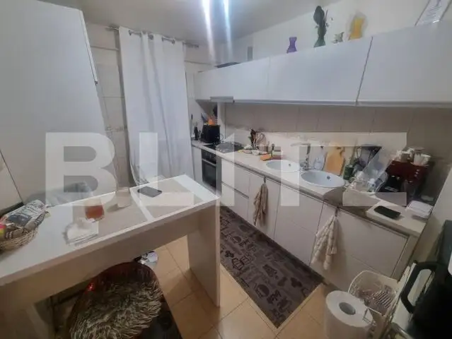 Apartament 3 camere decomandat, 68 mp utili, Craiovita Noua, zona-Orizont