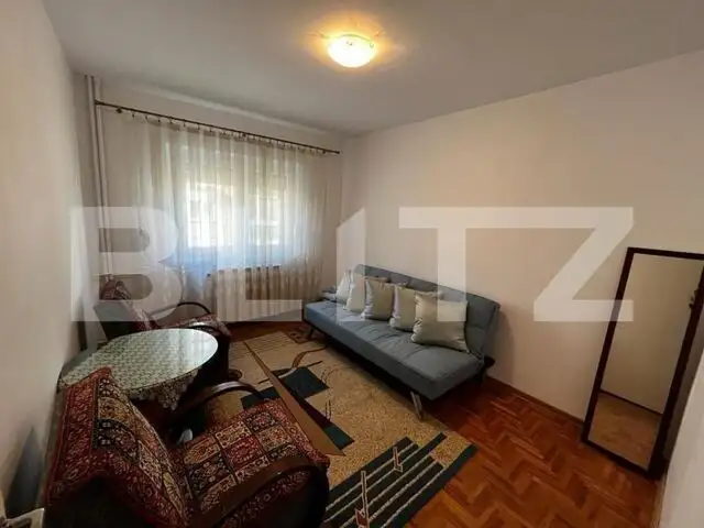 Apartament de 3 camere, decomandat 67 mp, zona Centrala