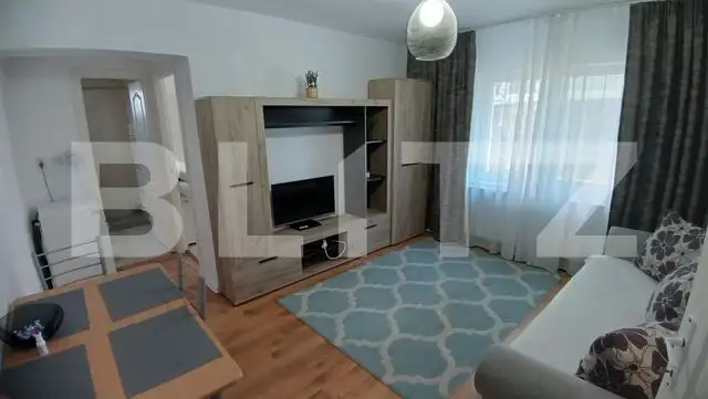 Apartament 2 camere, 36 mp, pretabil pentru regim hotelier, zona Cetate