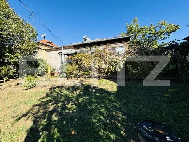 Casa pe parter cu panoramă  82 mp utili, 576 mp teren, zona Agronomie