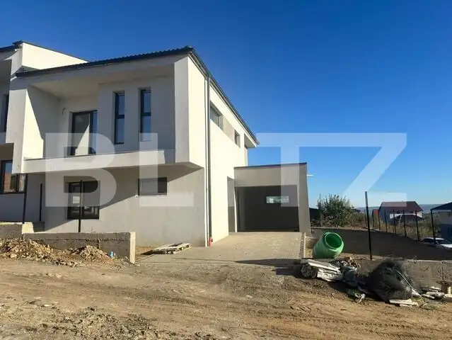 Duplex superb, 120 mp, teren 400 mp, garaj, Valea Chintaului