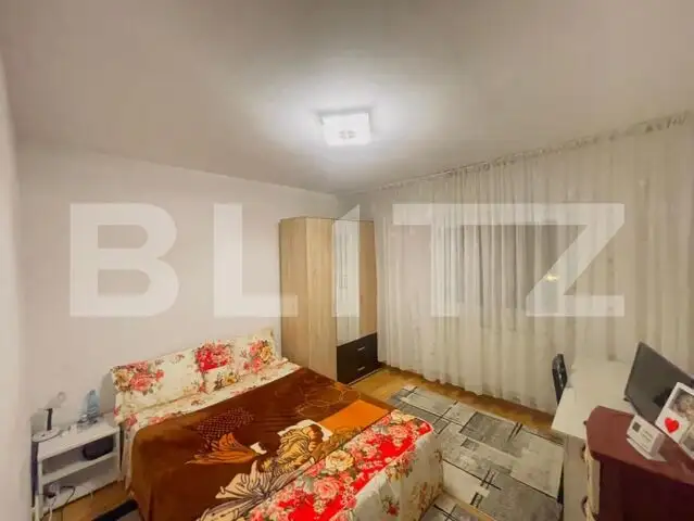 Apartament cu 2 camere, decomandat, 56 mp, etaj 2, piata Craiovita 