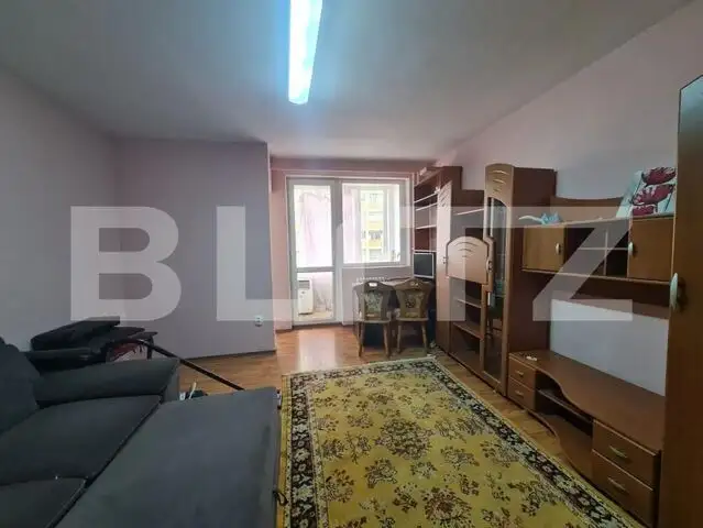 Apartament cu o camera, 28 de mp, zona Manastur - Bucegi 