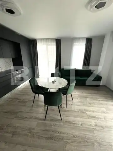 Apartament 3 camere, 65 mp, parcare, 2 balcoane, zona Pod Marasti